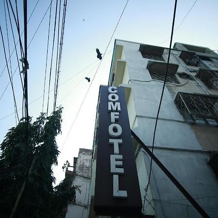 Hotel Comfotel Calcutta Buitenkant foto