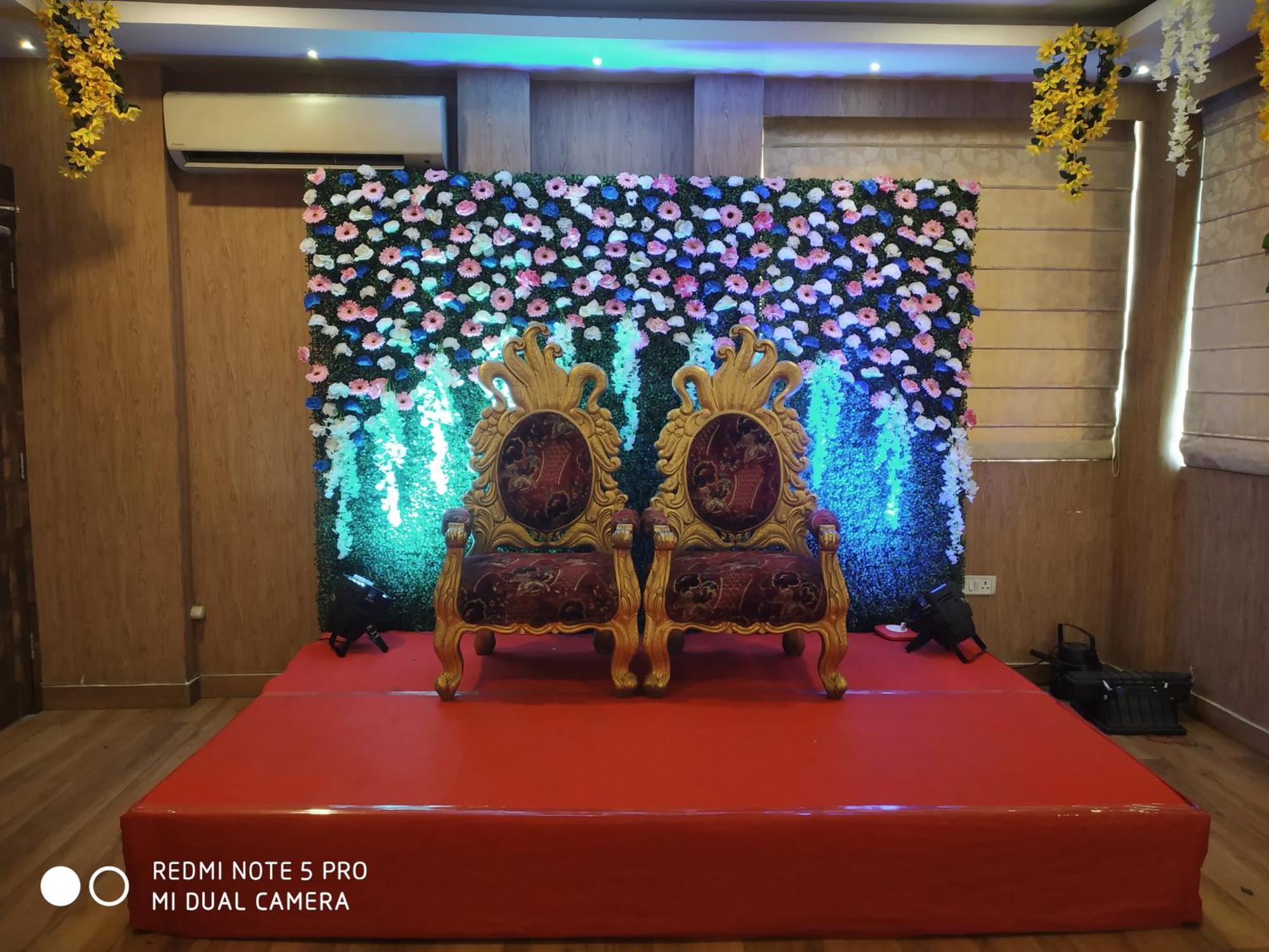 Hotel Comfotel Calcutta Buitenkant foto